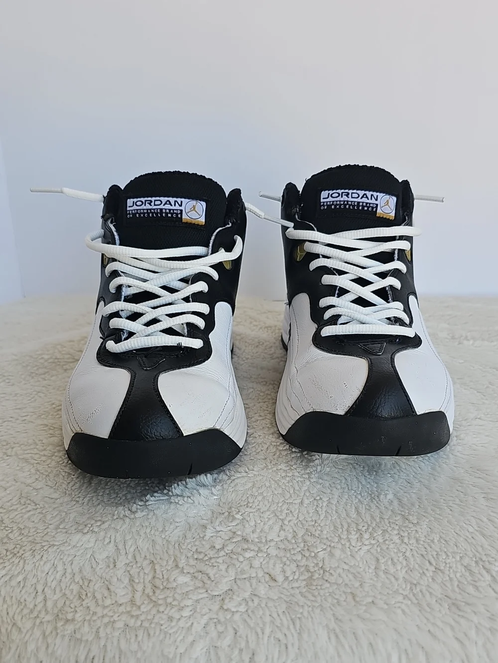 ​Jordan Jumpman Team 1 Black White Gold Size [7.5] Great Condition
